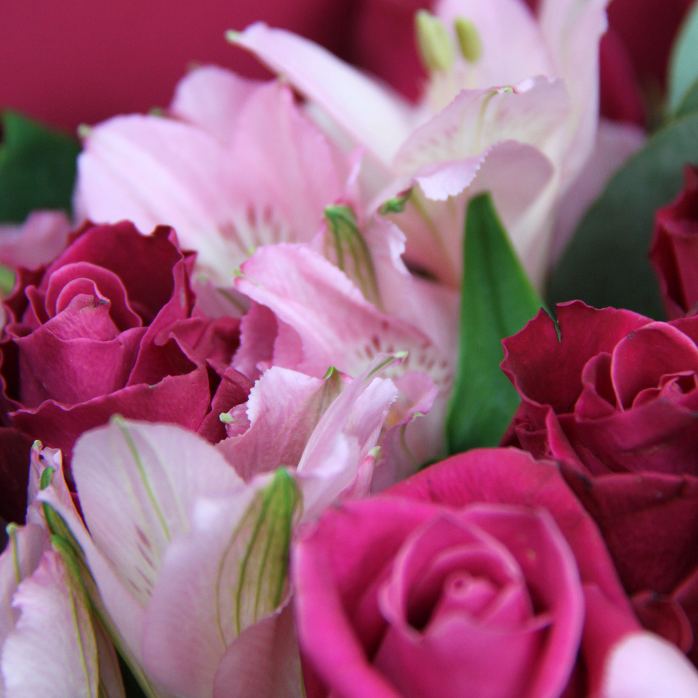 Букет с розой «Пиковая дама»