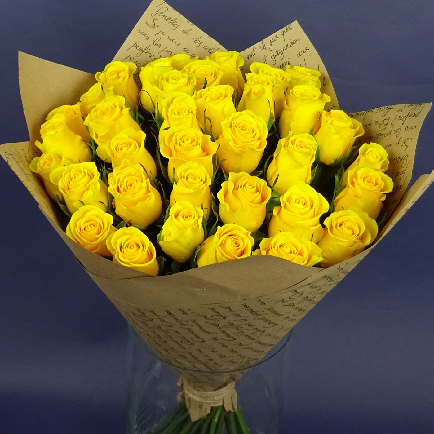 Букет из 35 жёлтых роз